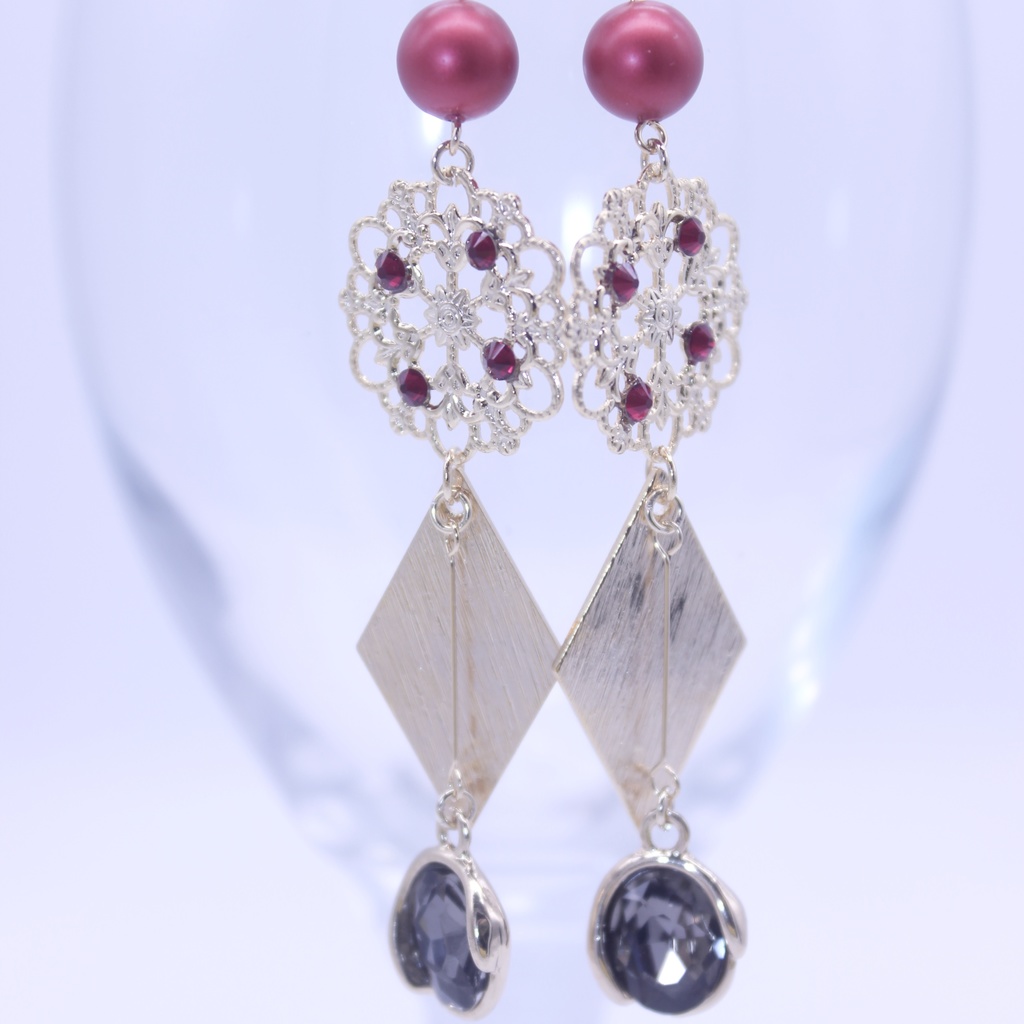 にじさんじ 三枝明那 イメージピアス/イヤリング/ノンホールピアス