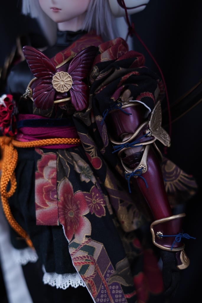 和装甲冑 艶冶(えんや)