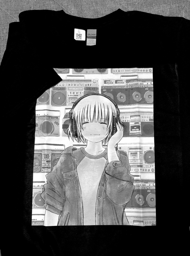 ヘッドフォン少女(ラジカセ)