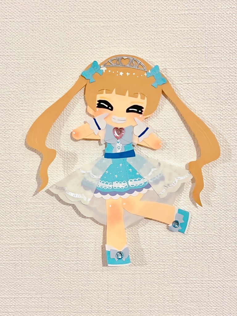 横山千佳ちゃん　切り絵