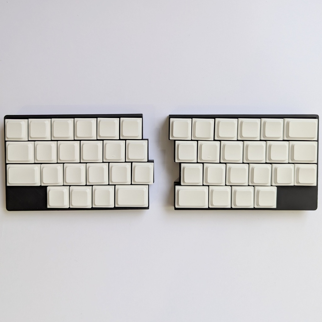 Split40 無線 40% 分割キーボード ロープロファイル ロウスタッガード