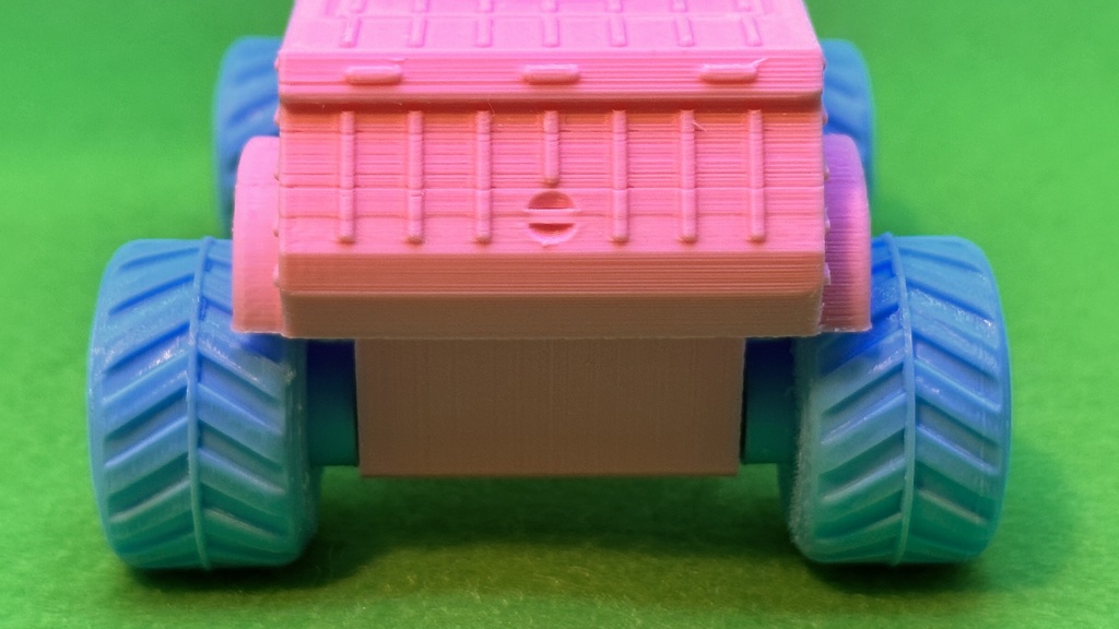 げっしーののりもの~悪路走行車~ オプション:クソデカタイヤ