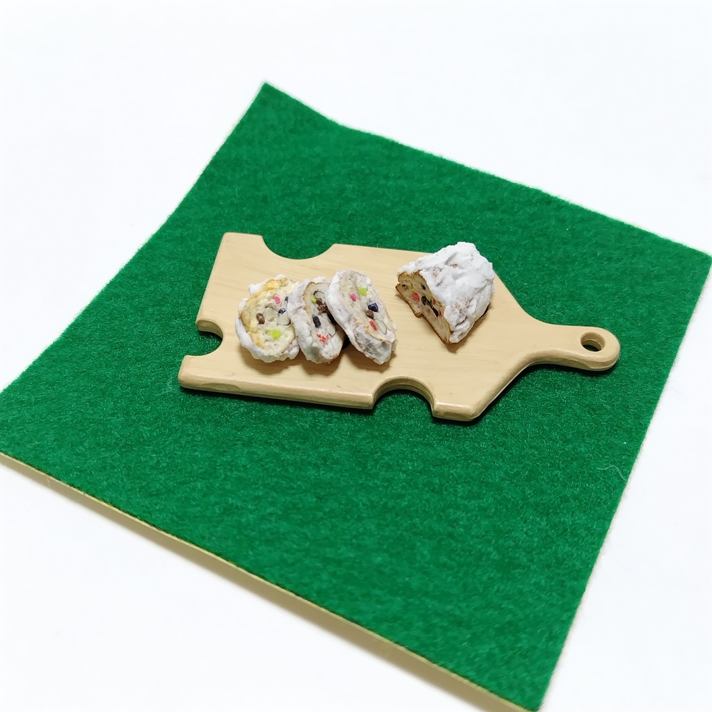 【クリスマスミニチュア】シュトーレン(1/12サイズ)