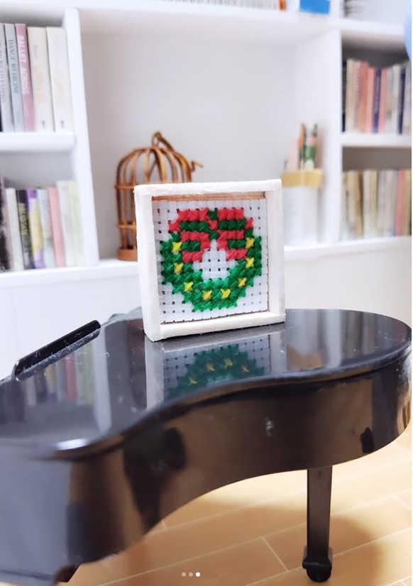 【クリスマスミニチュア】クリスマスリース(1/12サイズ)