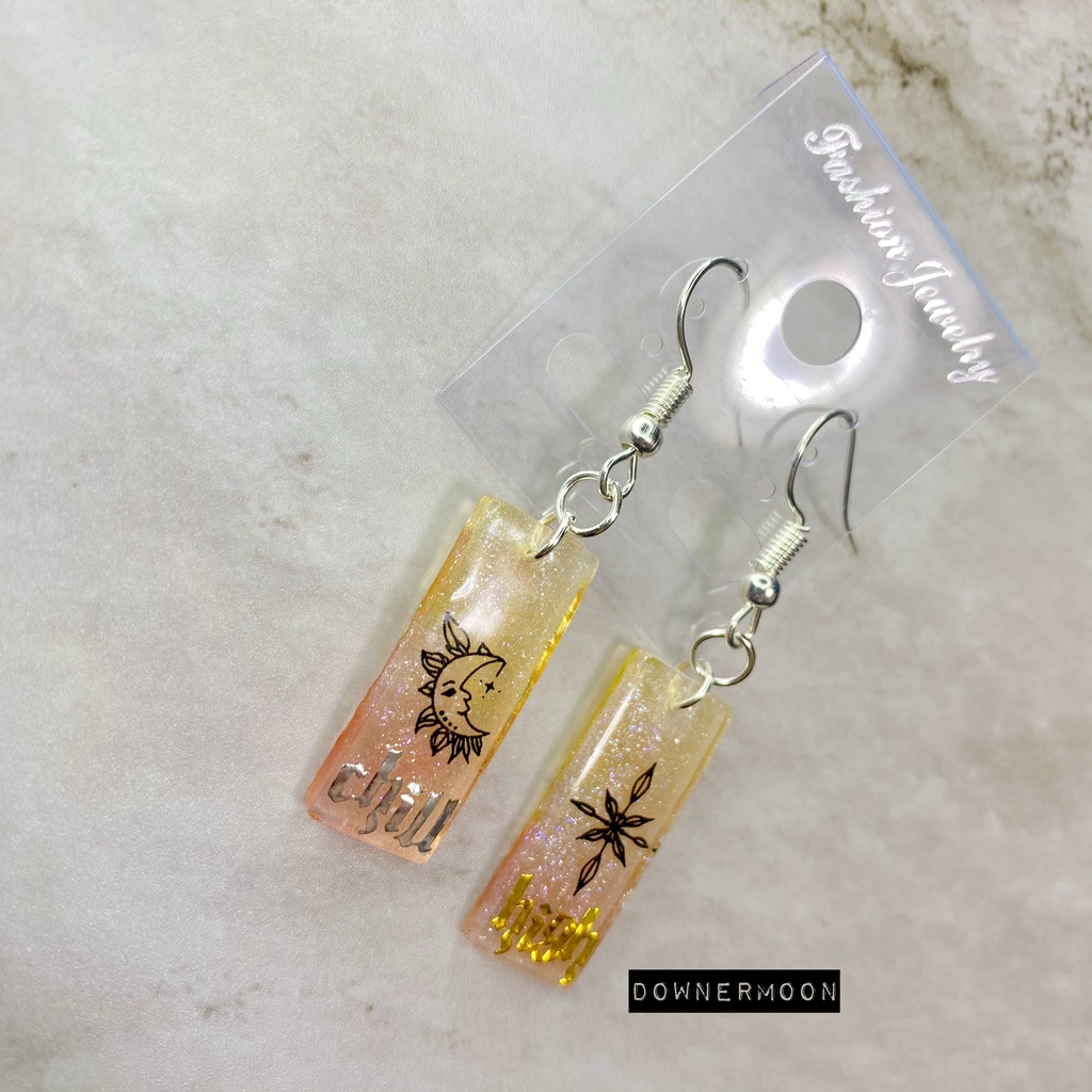 個性派ハンドメイドピアス ★