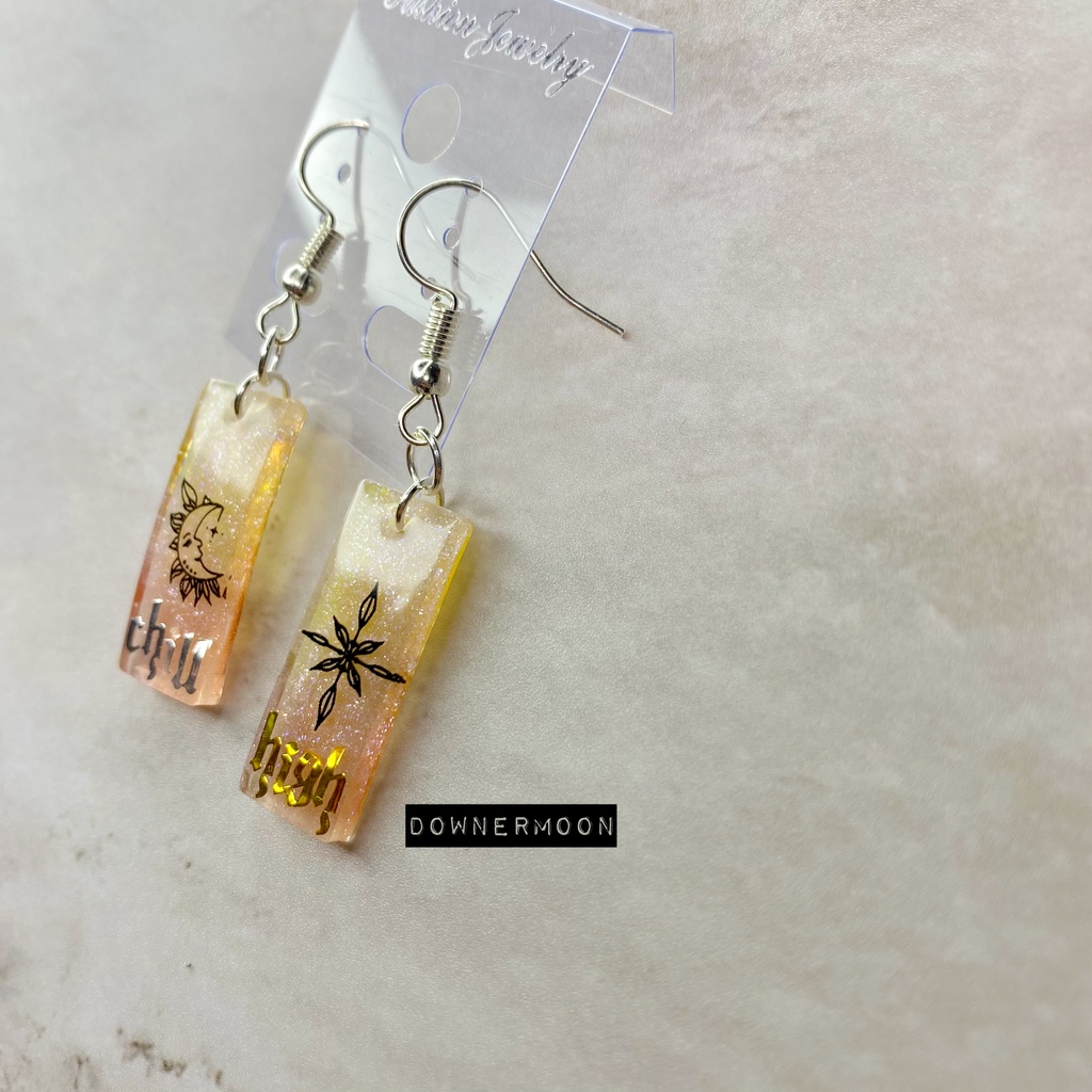 個性派ハンドメイドピアス ★