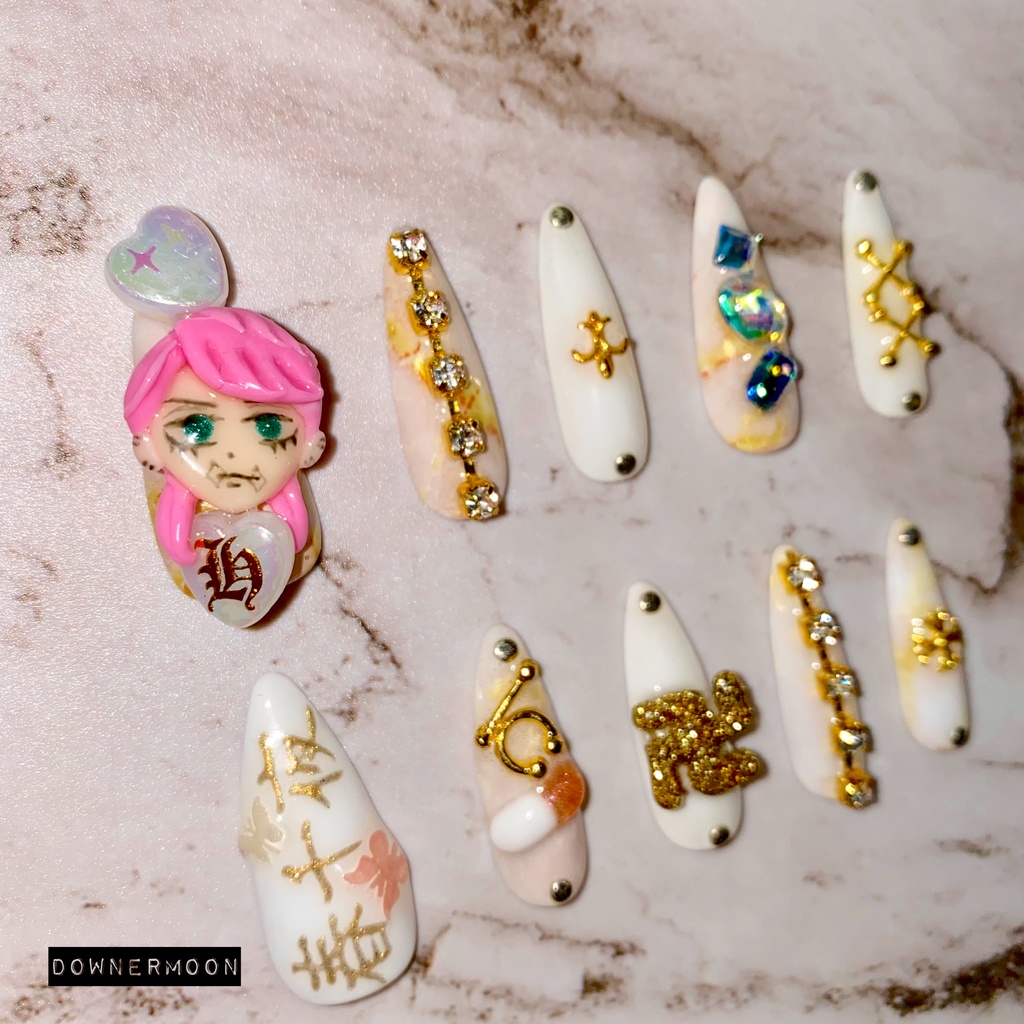 東リベ(春千夜)モチーフ♡ホワイト×ゴールドロング痛ネイル