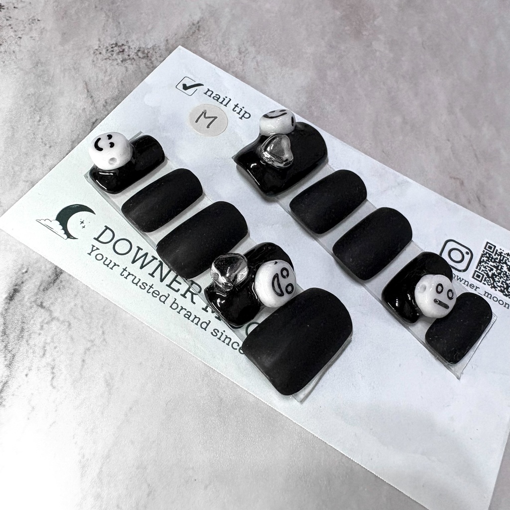 嘘笑い☺︎ マット 𝚗𝚊𝚒𝚕