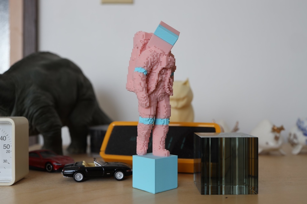 Astronaut_Mosaic_Cube_KIKI_LALA