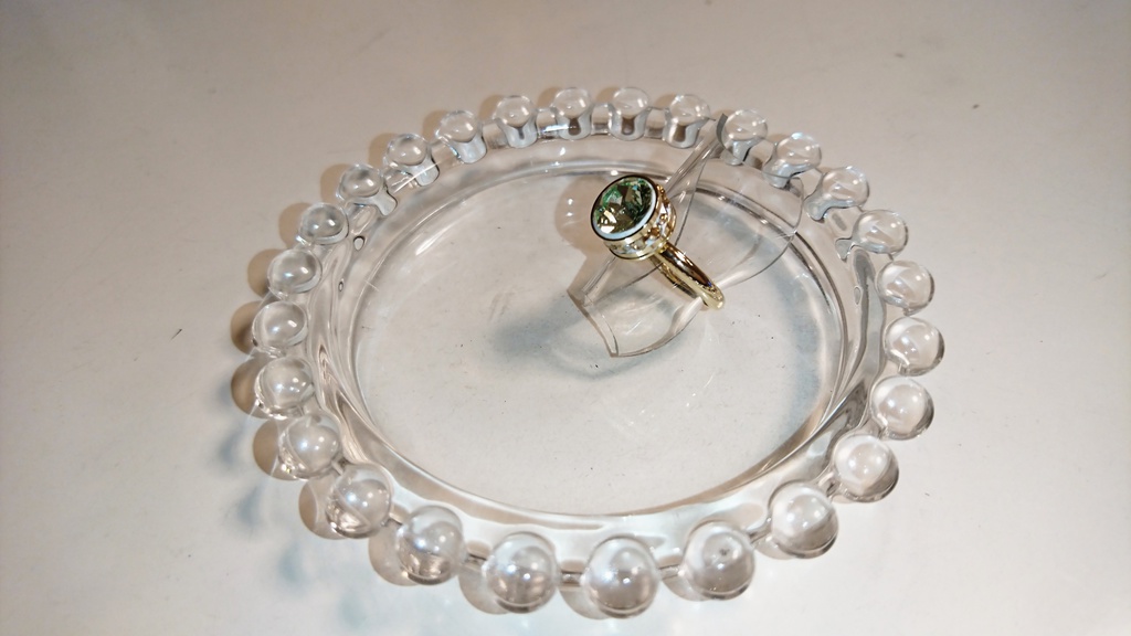 アッシュ イメージ スワロフスキーリング