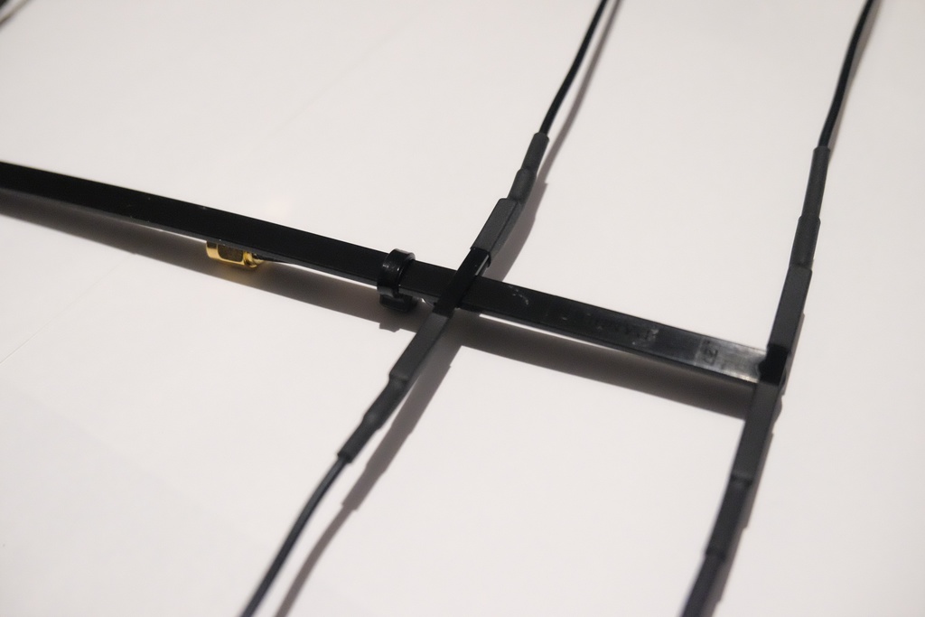 XEH-FY430EL3U 超軽量フレキシブル八木アンテナ 3エレメント