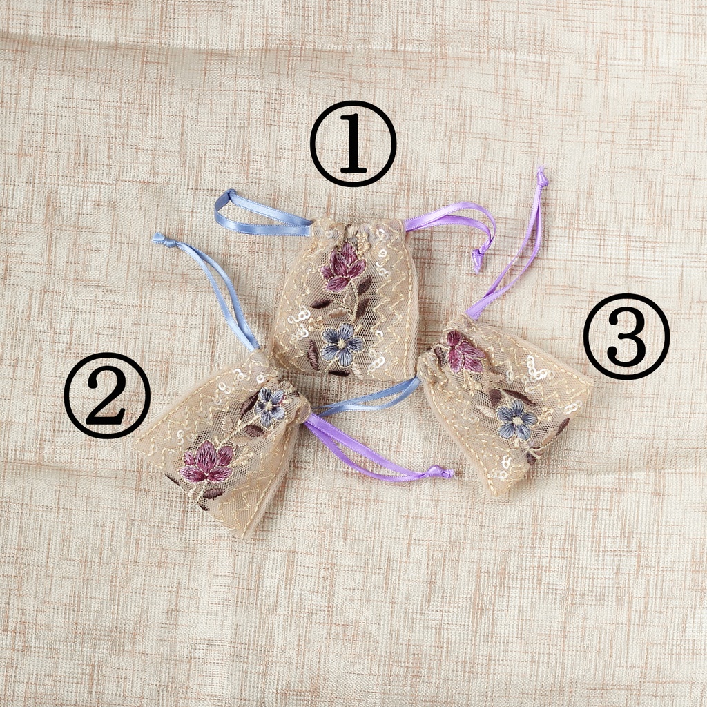 曦澄イメージ*花の刺繡リボンのミニ巾着