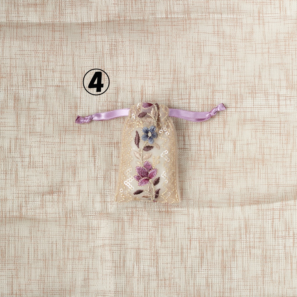 曦澄イメージ*花の刺繡リボンのミニ巾着