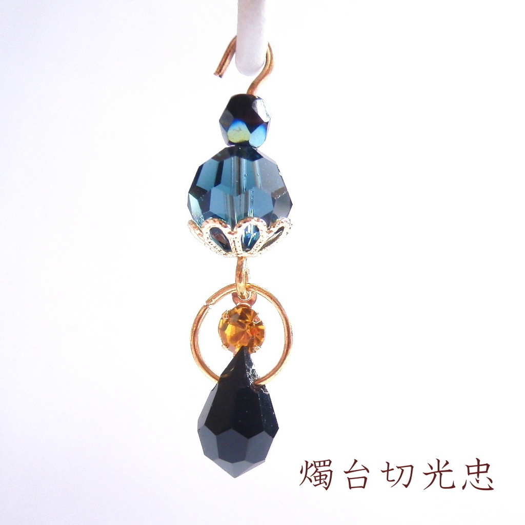 刀剣乱舞 伊達組 鶴丸国永 燭台切光忠 大倶利伽羅 太鼓鐘貞宗 イメージ スワロフスキー チェコドロップ 片耳 ピアス イヤリング