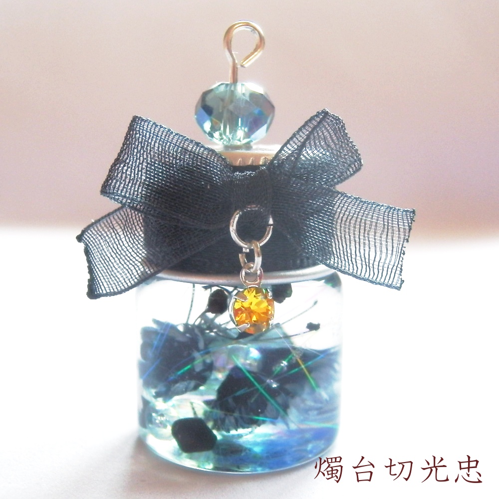 刀剣乱舞 伊達組 鶴丸国永 燭台切光忠 大倶利伽羅 太鼓鐘貞宗 イメージ 刀花水宮 ハーバリウム ストラップ キーホルダー