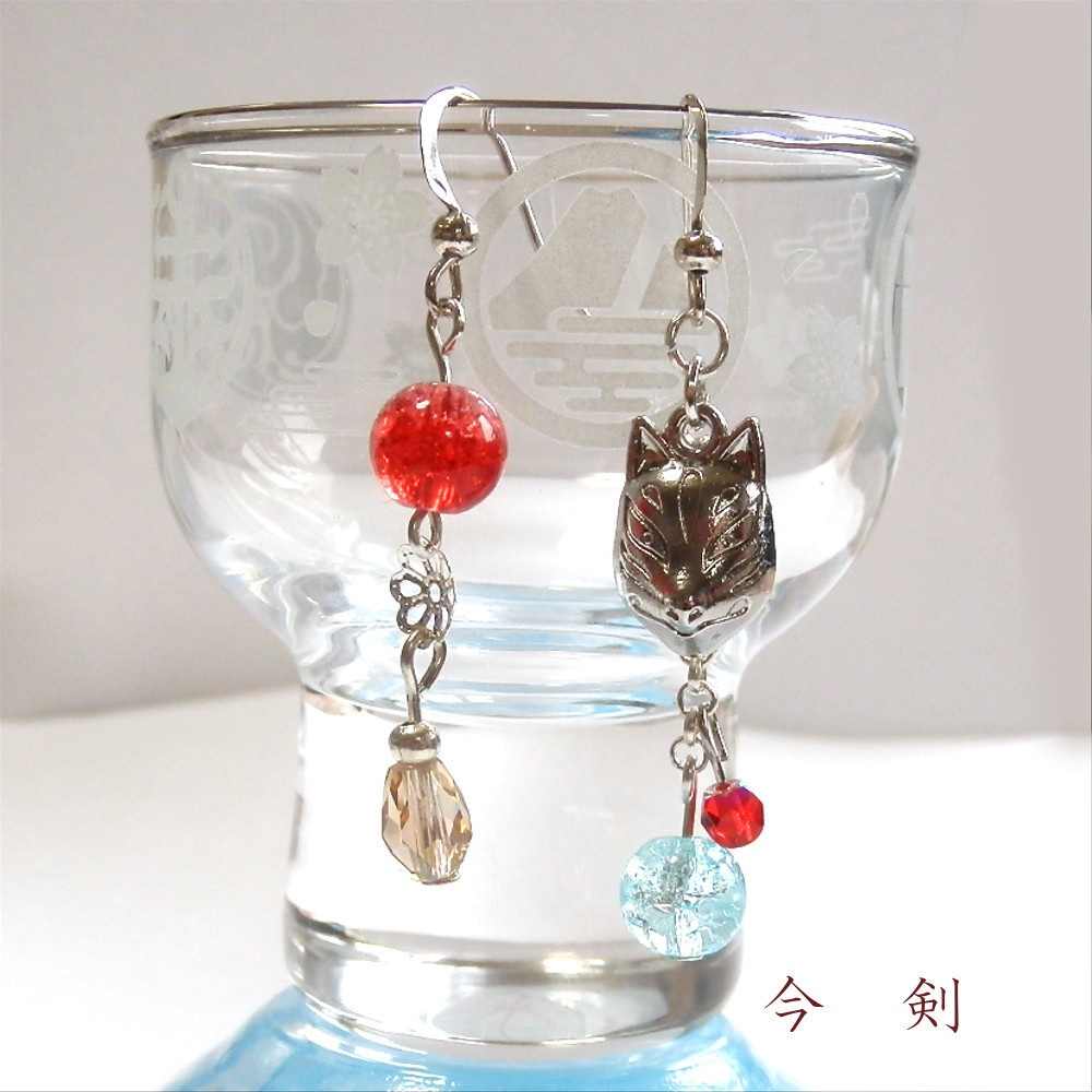 刀剣乱舞 三条 三日月宗近 今剣 岩融 小狐丸 石切丸 イメージ 刀氷に狐面か花か ピアス イヤリング