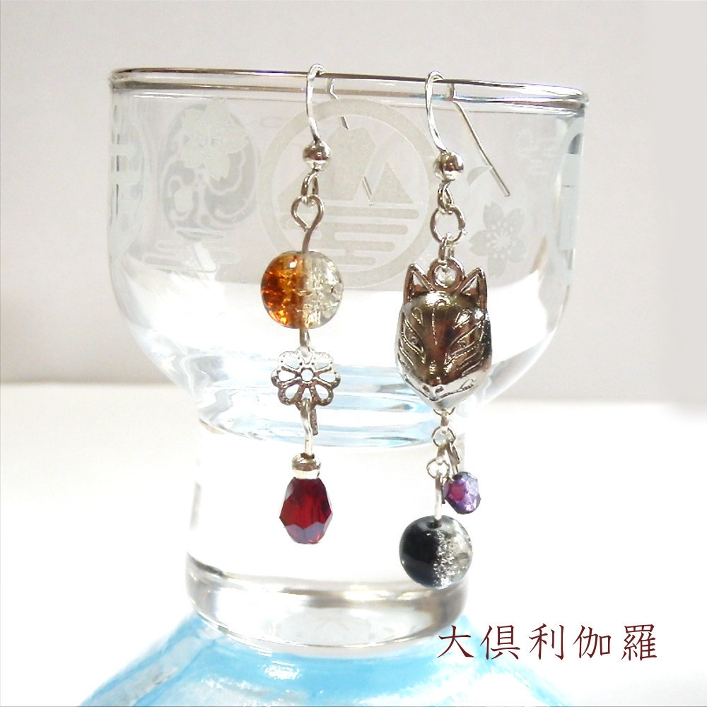 刀剣乱舞 織田組 伊達組 不動行光 薬研藤四郎 へし切長谷部 鶴丸国永 燭台切光忠 太鼓鐘貞宗 大倶利伽羅 イメージ 刀氷に狐面か花か ピアス イヤリング