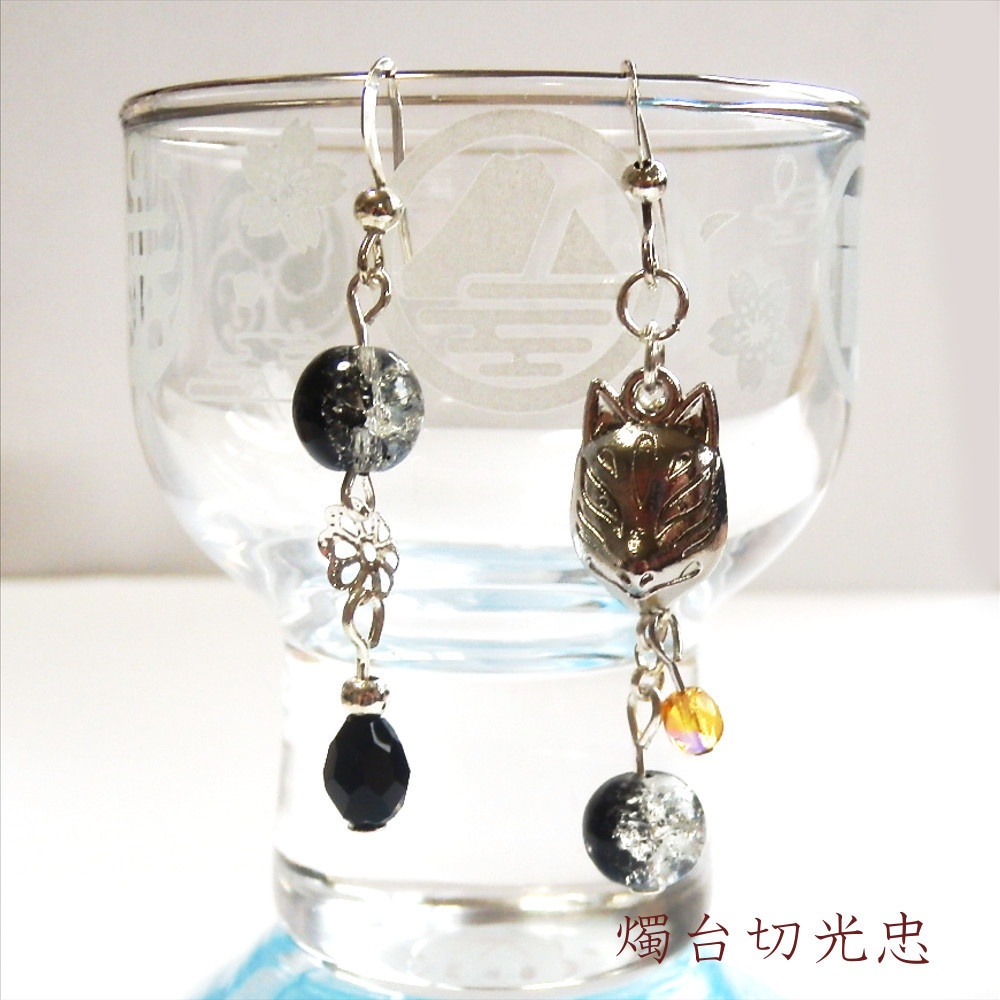 刀剣乱舞 織田組 伊達組 不動行光 薬研藤四郎 へし切長谷部 鶴丸国永 燭台切光忠 太鼓鐘貞宗 大倶利伽羅 イメージ 刀氷に狐面か花か ピアス イヤリング