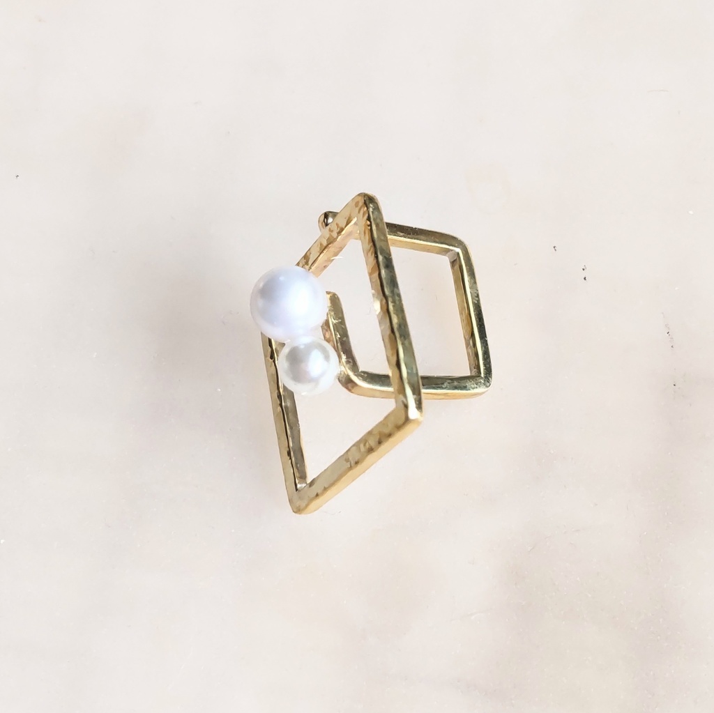 パールリング □