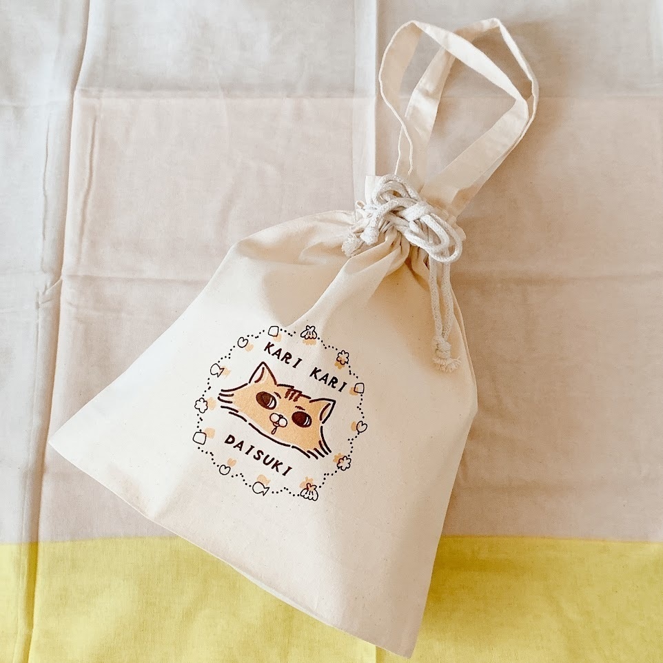 カリカリ大好きチンチラ猫 巾着トートバッグ アイボリー