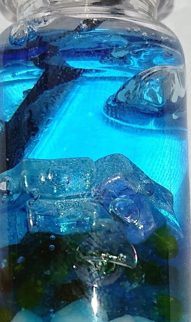 蓮メリイメージジュース レジン