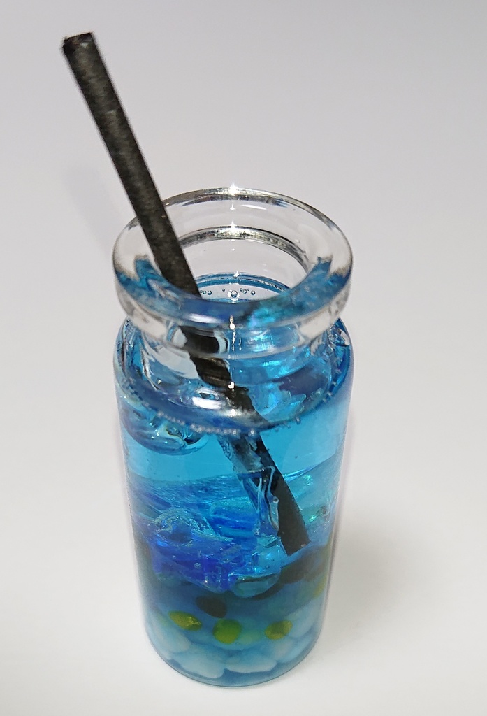 蓮メリイメージジュース レジン