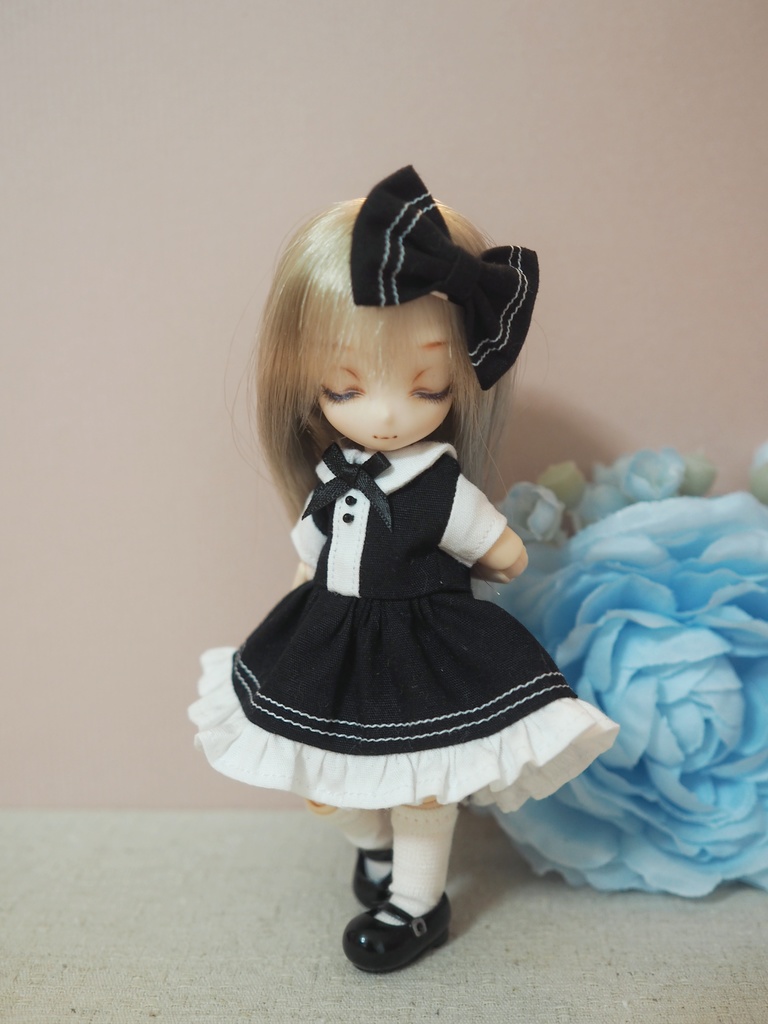 オビツ11用 カラフルメイドちゃんワンピースセット(ブラック)