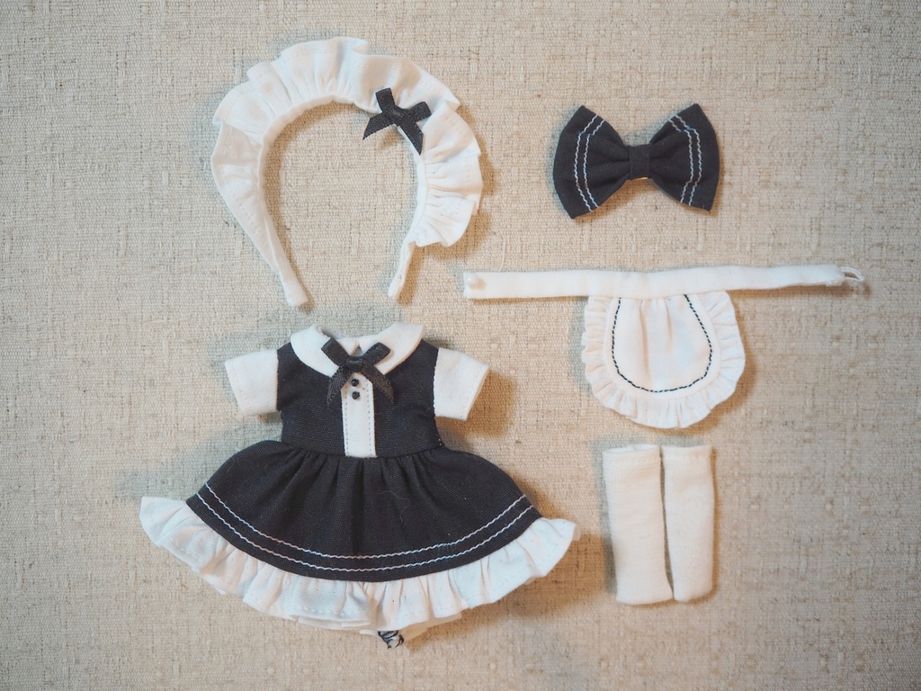 オビツ11用 カラフルメイドちゃんワンピースセット(ブラック)