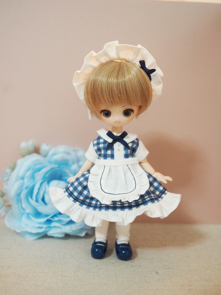 オビツ11用 カラフルメイドちゃんワンピースセット(ギンガム×ブルー)