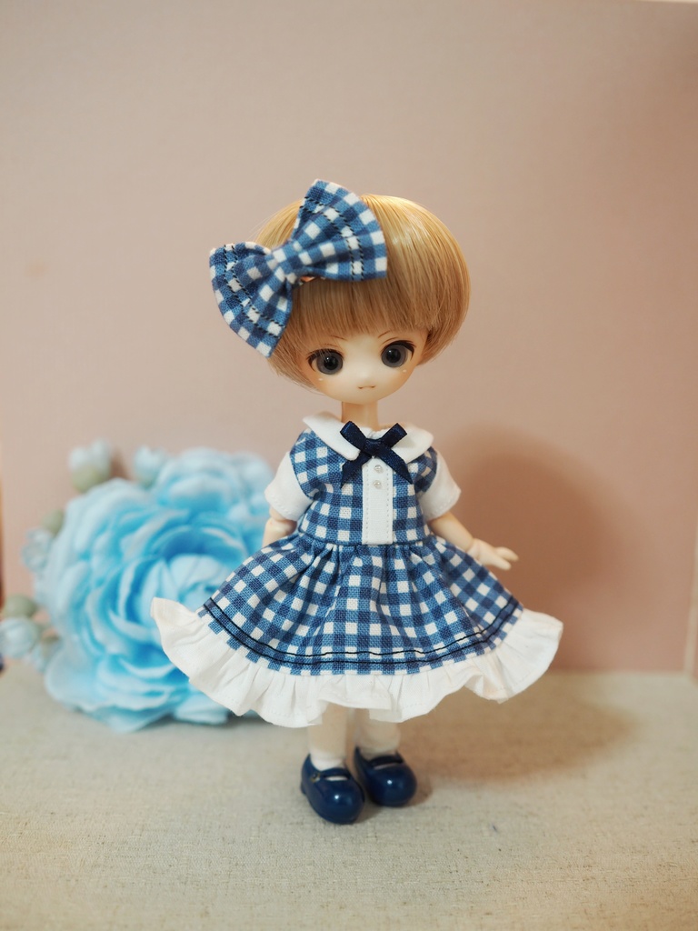 オビツ11用 カラフルメイドちゃんワンピースセット(ギンガム×ブルー)
