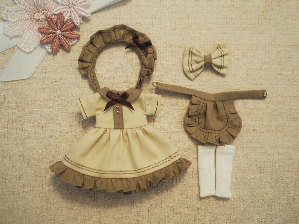 オビツ11用 カラフルメイドちゃんワンピースセット(バレンタインver.)