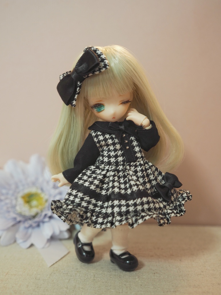 オビツ11用ハウンドトゥースワンピースセット(ブラック)