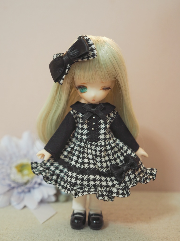 オビツ11用ハウンドトゥースワンピースセット(ブラック)