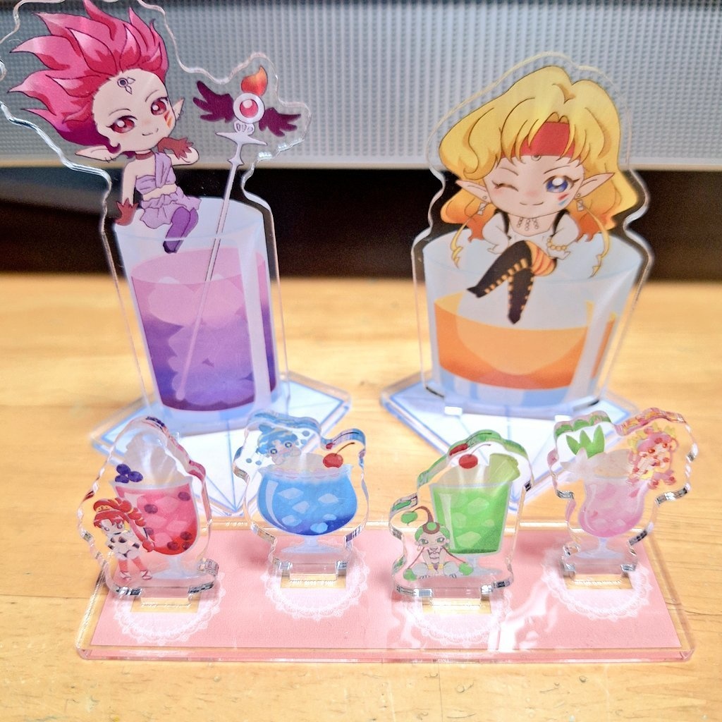 アマゾネスカルテットのアクリルジオラマ