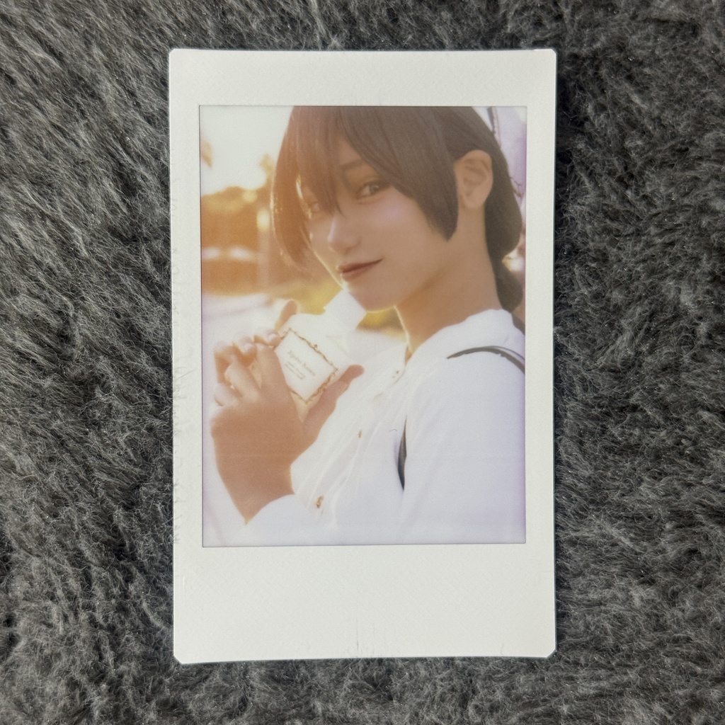 チェキ　私服B-1