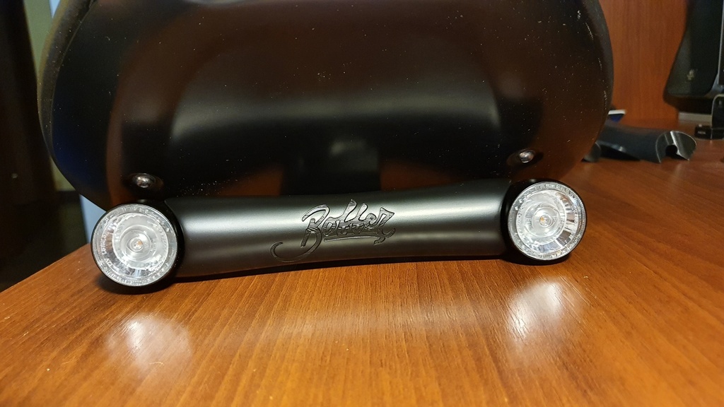 トライアンフ ボバー リアカスタムライト ケラーマン 3 in 1