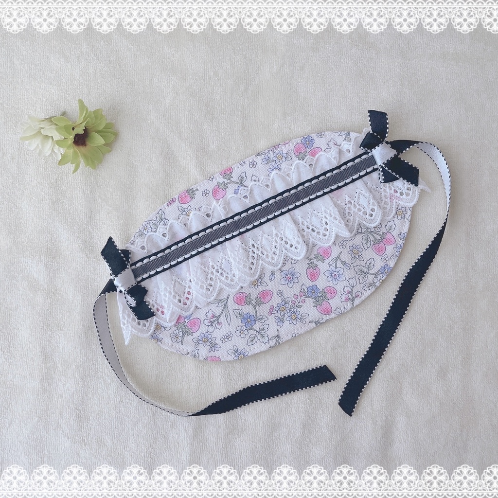 🍓ふわ〜なボンネット🌼〔white🍓×black&white🎀〕