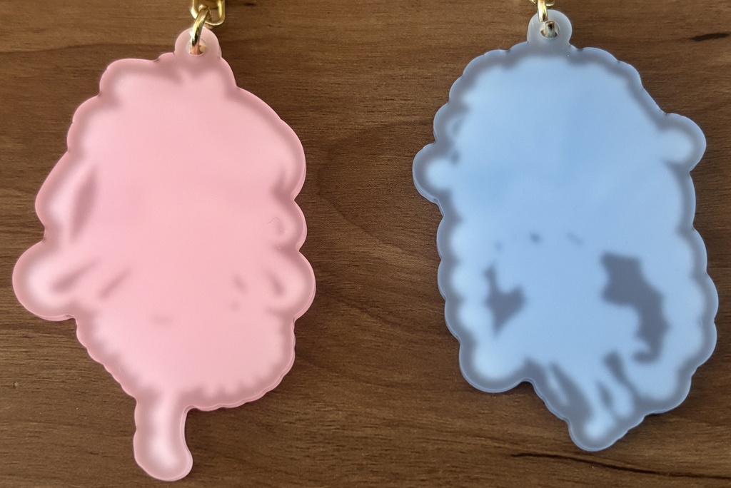 マットアクリルキーホルダー・クララ&ティナ