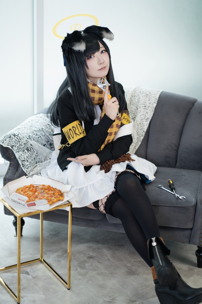 c107新刊 猫塚ヒビキ私服写真集「ひだまりノート」