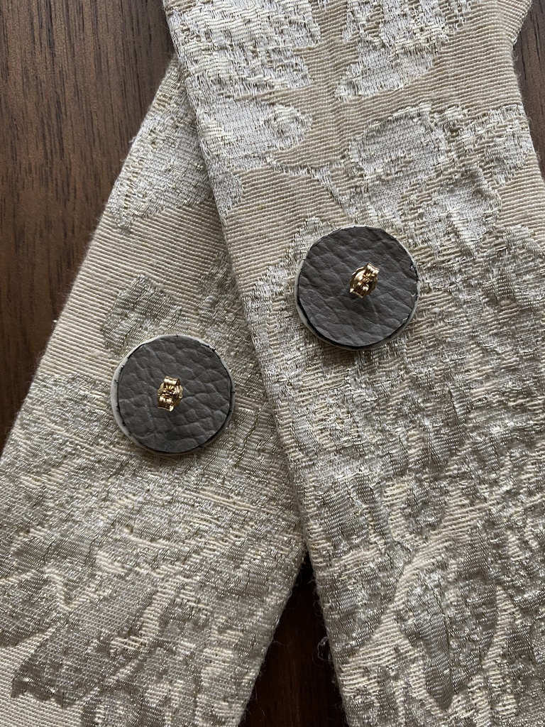 陶製ブローチ・ピアス