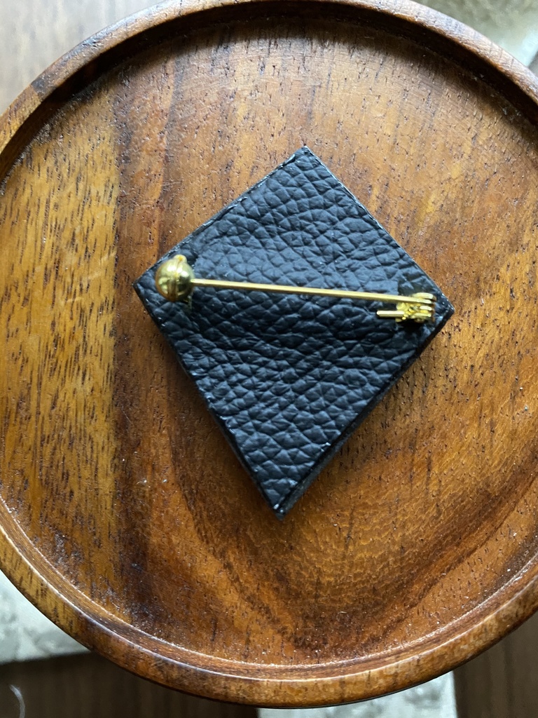 陶製ブローチ・ピアス