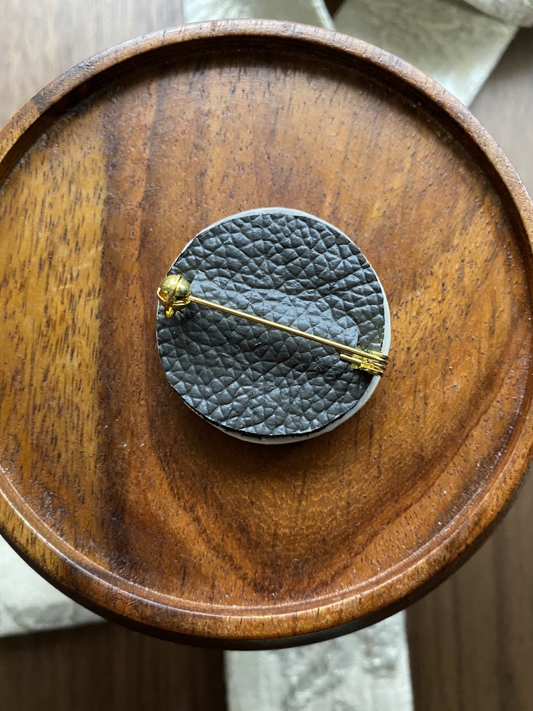 陶製ブローチ・ピアス