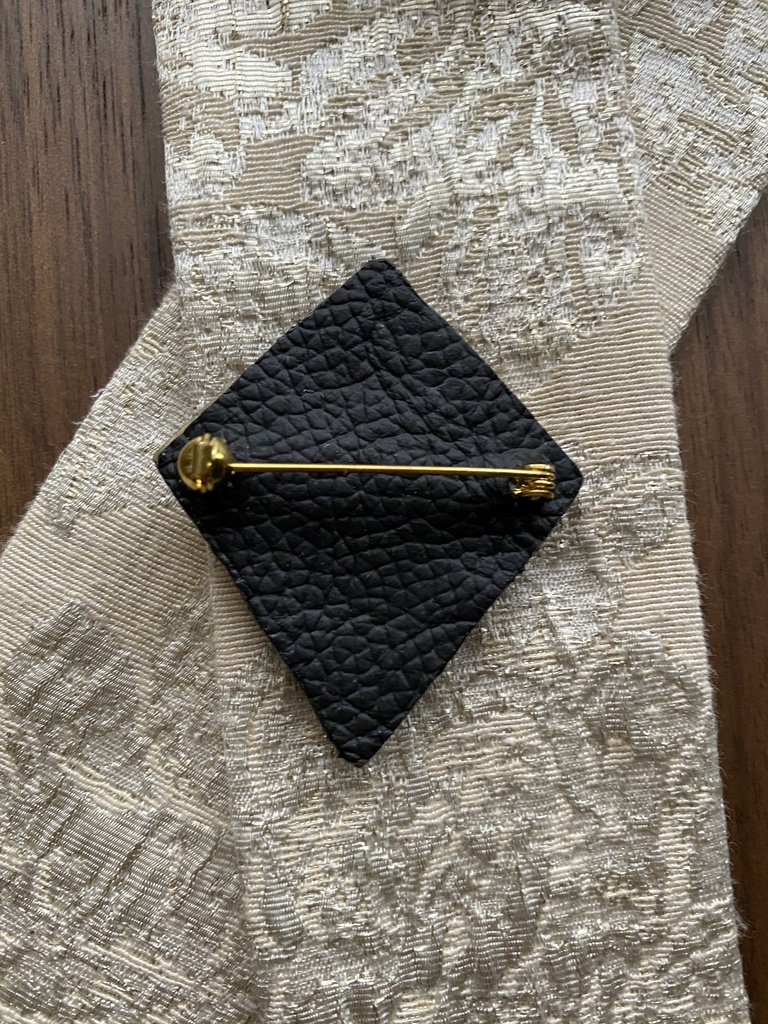 陶製ブローチ・ピアス