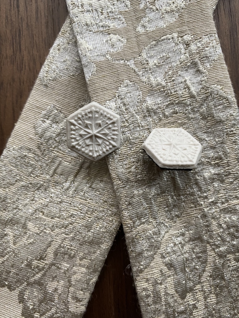 陶製ブローチ・ピアス