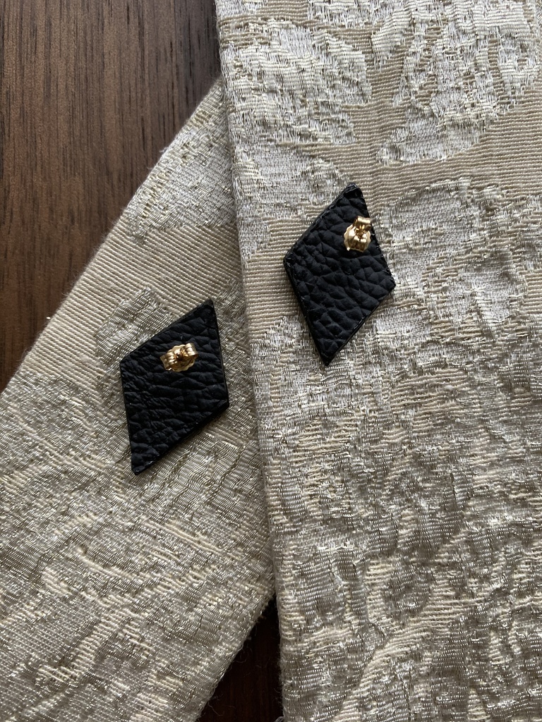 陶製ブローチ・ピアス