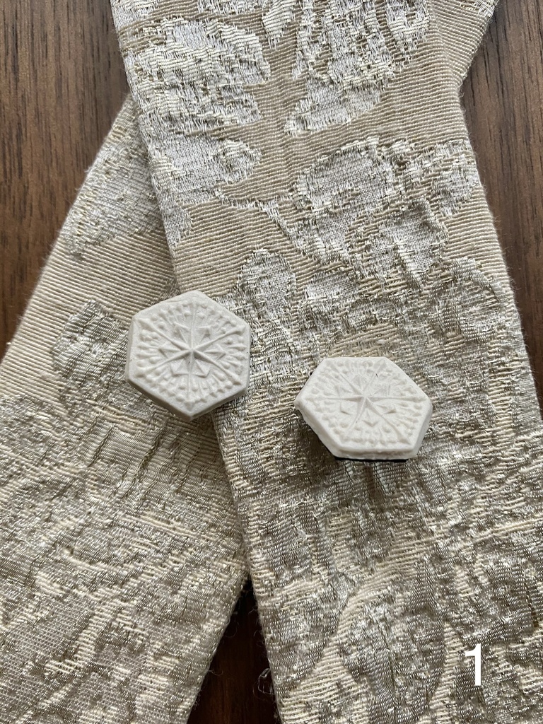 陶製ブローチ・ピアス