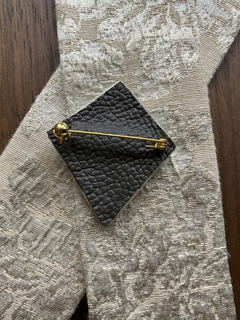 陶製ブローチ・ピアス