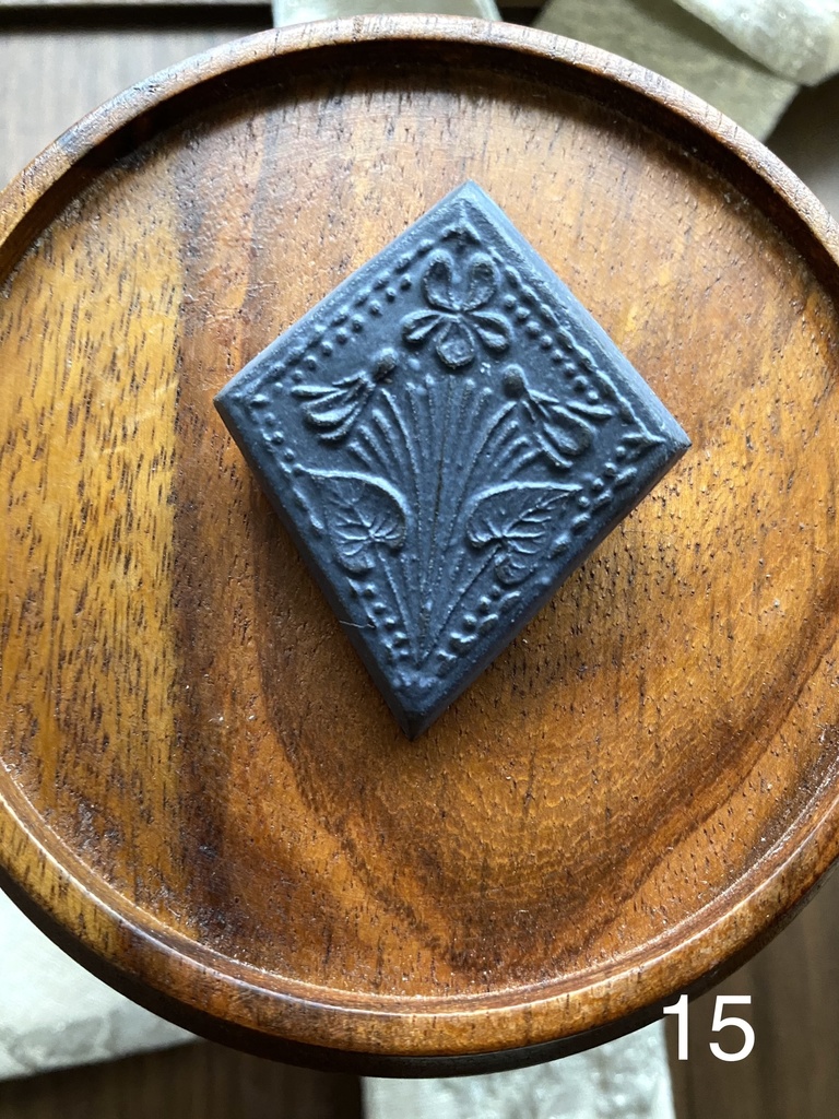 陶製ブローチ・ピアス