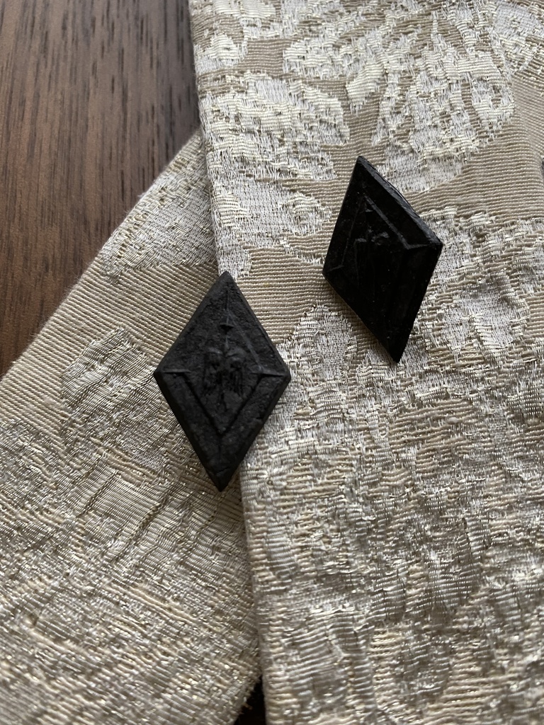 陶製ブローチ・ピアス