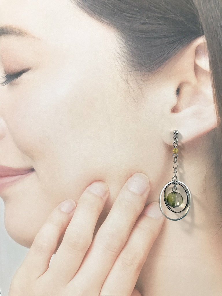 ユーリ!!! on ICE キャラクターイメージカラー ピアス